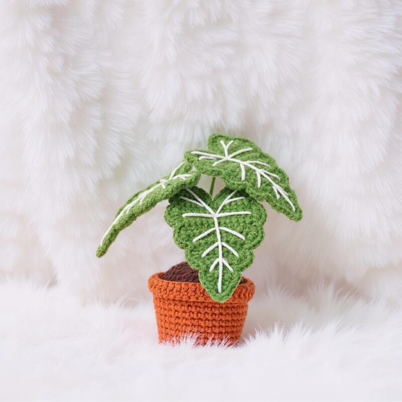Alocasia Frydek Plant Amigurumi Crochet Pattern - Realistic DIY Potted Plant Decor - Instant Download PDF - Image 5