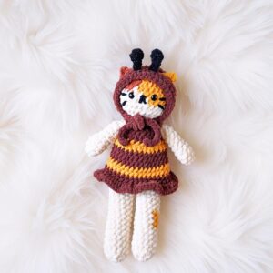 Bee Cat Amigurumi Crochet Pattern - Adorable Comforter - DIY Stuffed Animal Toy - Instant Download PDF