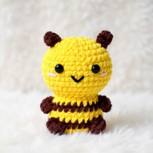 Bee Amigurumi Crochet Pattern - No-Sew DIY Stuffed Animal Toy - Instant Download PDF