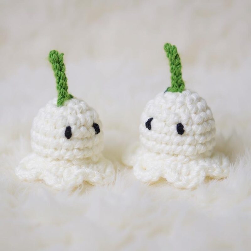 Bell Blossom Pot Amigurumi Crochet Pattern - Charming DIY Potted Plant Decor - Instant Download PDF - Image 4