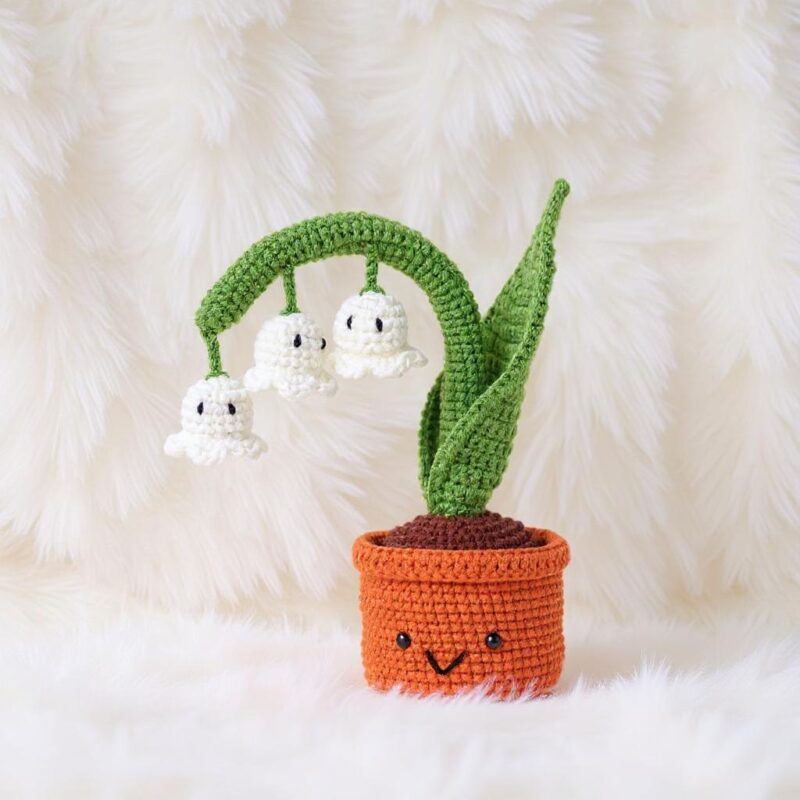 Bloom Harmony Flower Bouquet Amigurumi Crochet Pattern Bundle - Whimsical DIY Floral Decor - Instant Download PDF - Image 2