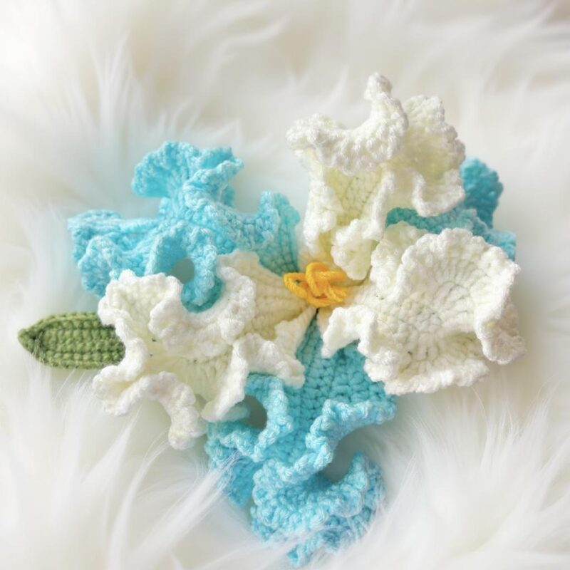 Blue Iris Flower Crochet Pattern - Realistic DIY Flower Bouquet & Home Decor - Instant Download PDF - Image 2