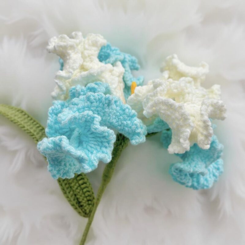 Blue Iris Flower Crochet Pattern - Realistic DIY Flower Bouquet & Home Decor - Instant Download PDF - Image 5