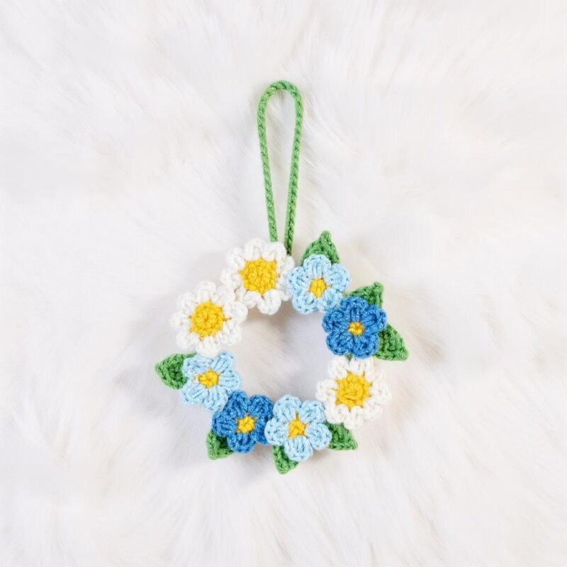 Blue Wreath Amigurumi Crochet Pattern - Whimsical DIY Home Decor - Instant Download PDF