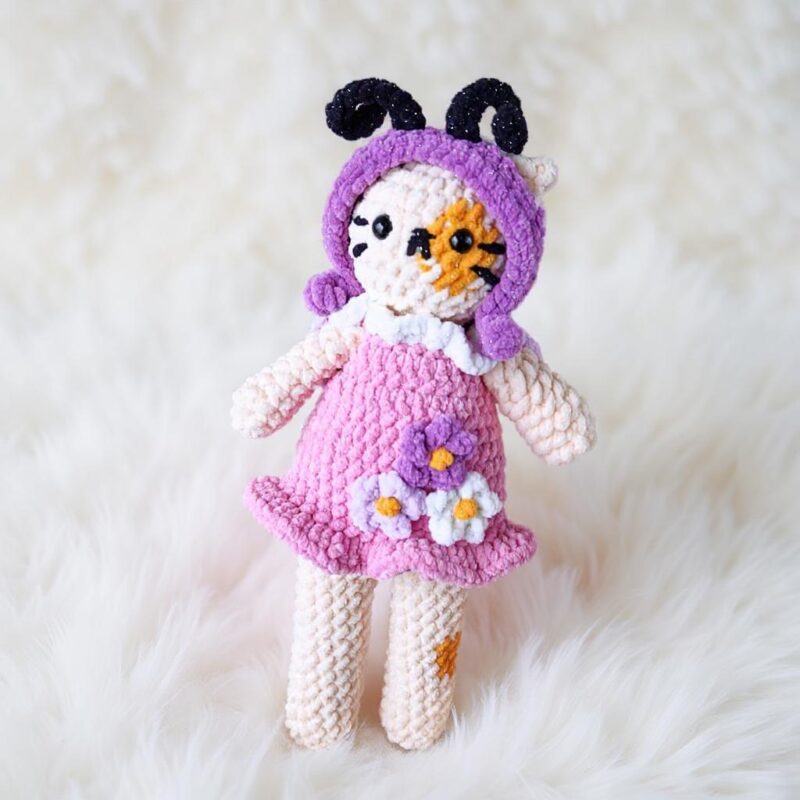 Butterfly Cat Amigurumi Crochet Pattern - Cuddly DIY Stuffed Animal Toy - Instant Download PDF - Image 2