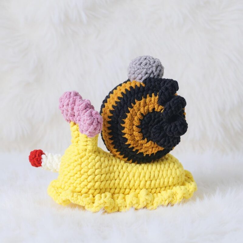 Chef Snail Amigurumi Crochet Pattern - Adorable - DIY Stuffed Animal Toy - Instant Download PDF - Image 4