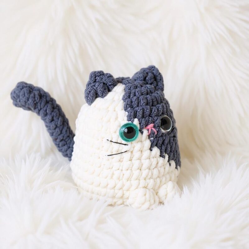 Chonky Cats Amigurumi Crochet Pattern Bundle - Adorable DIY Stuffed Animal Toy - Instant Download PDF - Image 4