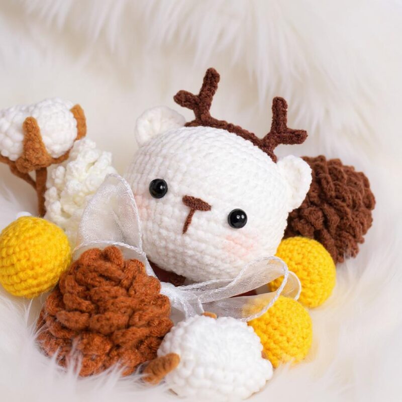 Christmas Flower Bouquet Amigurumi Crochet Pattern - Festive DIY Holiday Decor - Instant Download PDF - Image 3