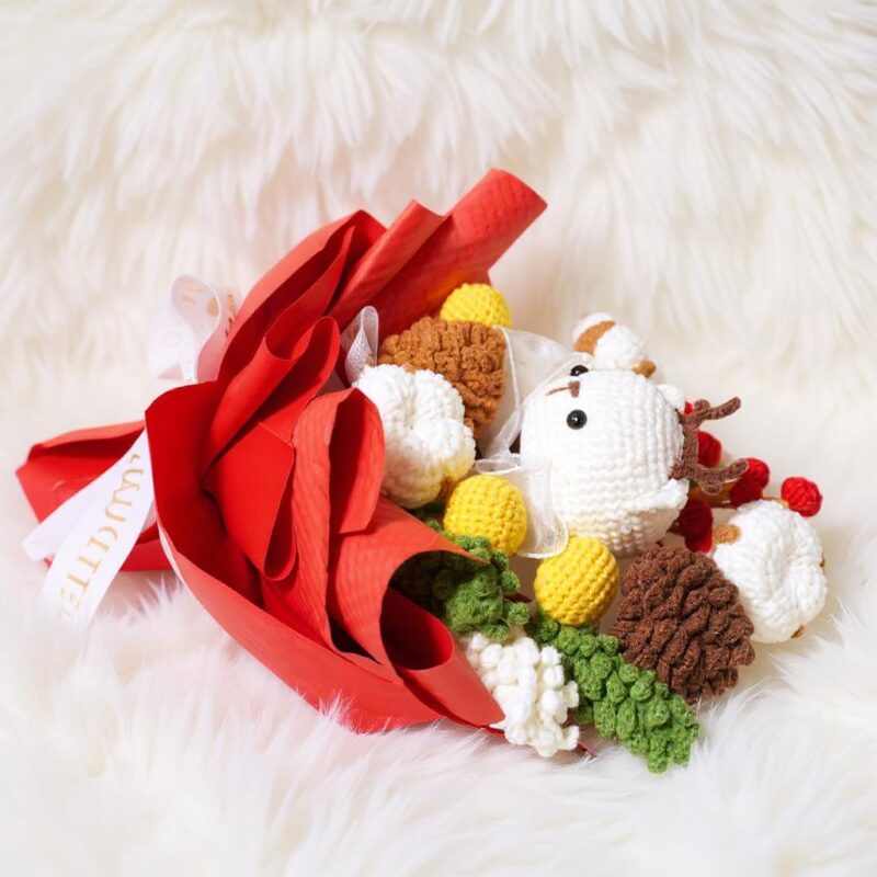 Christmas Flower Bouquet Amigurumi Crochet Pattern - Festive DIY Holiday Decor - Instant Download PDF - Image 4