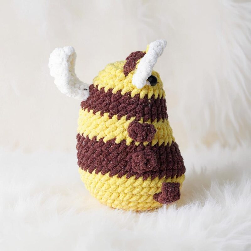 Chubby Bee Amigurumi Crochet Pattern - Adorable DIY Stuffed Animal Toy - Instant Download PDF - Image 4
