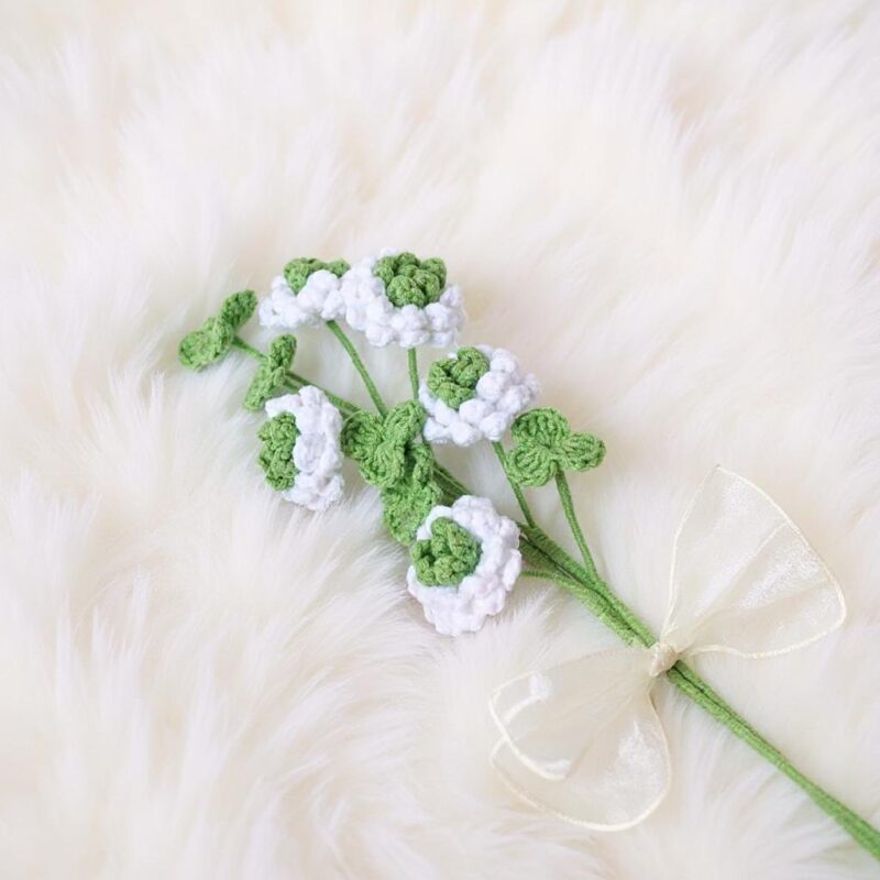 Clover Flowers Amigurumi Crochet Pattern - Charming DIY Handmade Decor - Instant Download PDF - Image 2