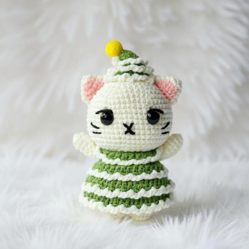 Christmas Cat Trio Amigurumi Crochet Pattern - Adorable DIY Stuffed Animal Toys - Instant Download PDF - Image 3