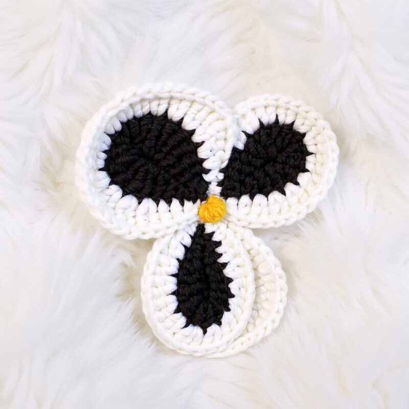 Pansy, Iris & Anthurium Flower Bouquet Amigurumi Crochet Pattern - Realistic DIY Home Decor - Instant Download PDF - Image 6