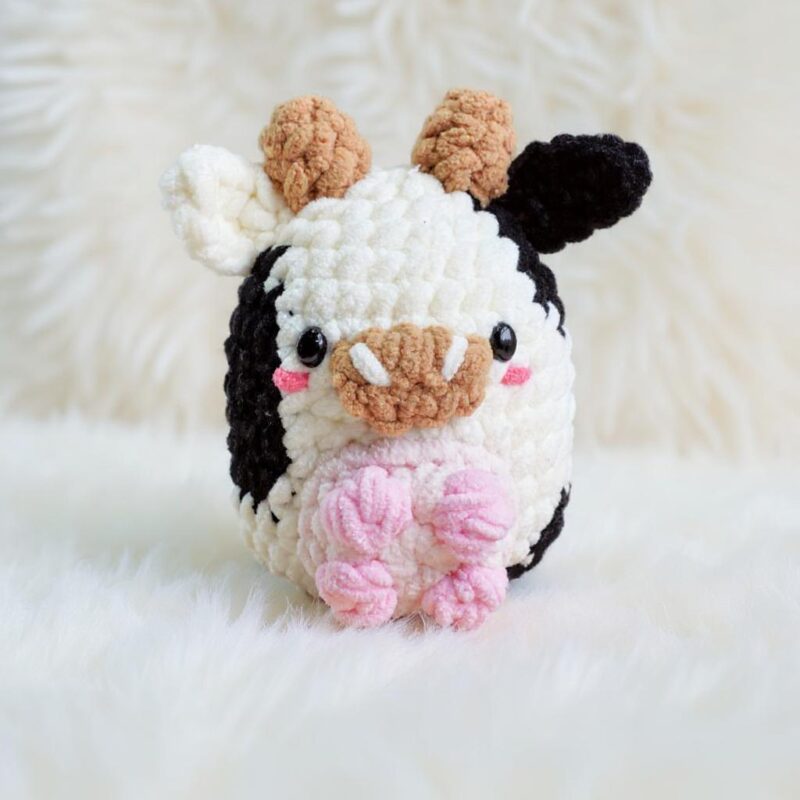 Marshmallow Cow Amigurumi Crochet Pattern - Adorable DIY Stuffed Animal Toy - Instant Download PDF - Image 2