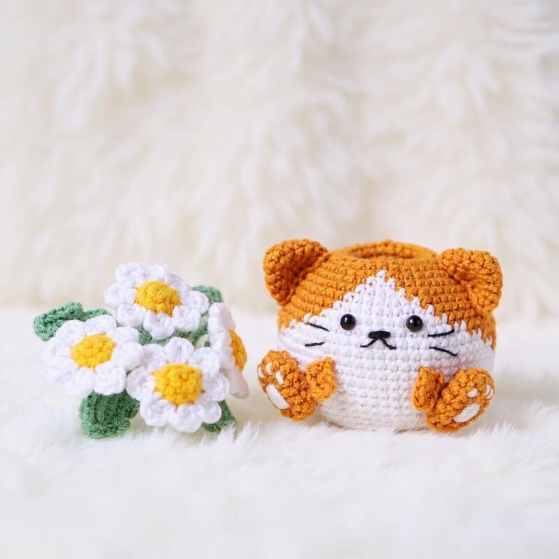 Daisy Cat Pot Amigurumi Crochet Pattern - Adorable DIY Cat Planter - Instant Download PDF - Image 4