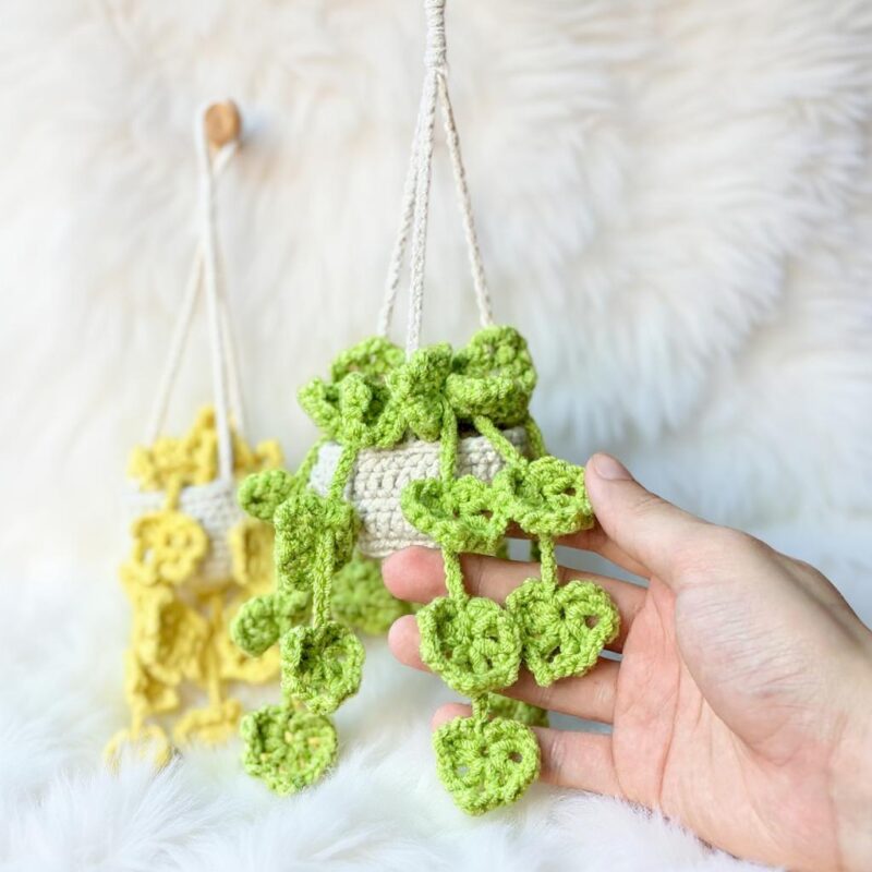Drooping Leaf Amigurumi Crochet Pattern - Cute DIY Plant Plushie - Instant Download PDF - Image 4