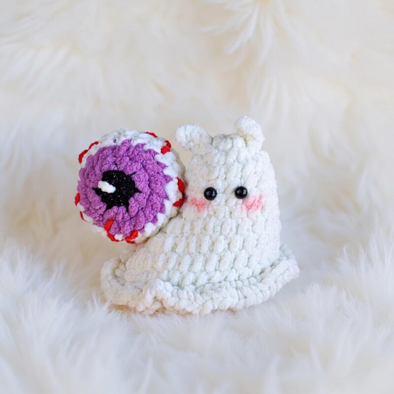 Eyeball Snail Amigurumi Crochet Pattern - Spooky Cute - DIY Stuffed Animal Toy - Instant Download PDF