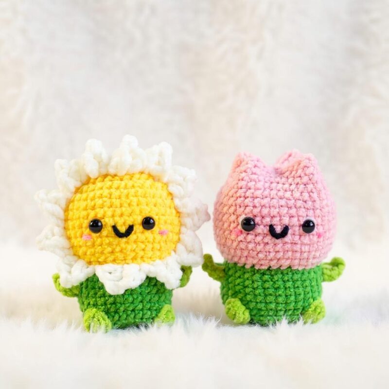 Flower Amigurumi Crochet Pattern - Charming DIY Floral Decor - Instant Download PDF - Image 2