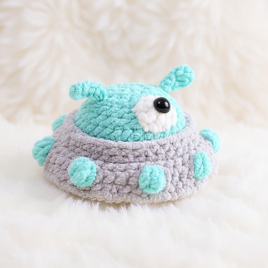 Flying Saucer Amigurumi Crochet Pattern - Whimsical DIY Stuffed Toy - Instant Download PDF 3 Flying Saucer Amigurumi Crochet Pattern - Whimsical DIY Stuffed Toy - Instant Download PDF - Image 3