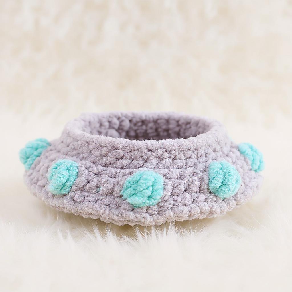 Flying Saucer Amigurumi Crochet Pattern - Whimsical DIY Stuffed Toy - Instant Download PDF 4 Flying Saucer Amigurumi Crochet Pattern - Whimsical DIY Stuffed Toy - Instant Download PDF - Image 4