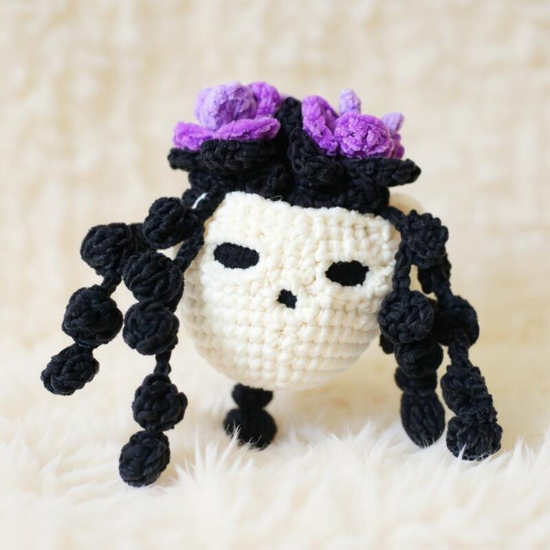 Spooky Hanging Plant Amigurumi Crochet Pattern - Cute DIY Halloween Car Charm - Instant Download PDF - Image 5