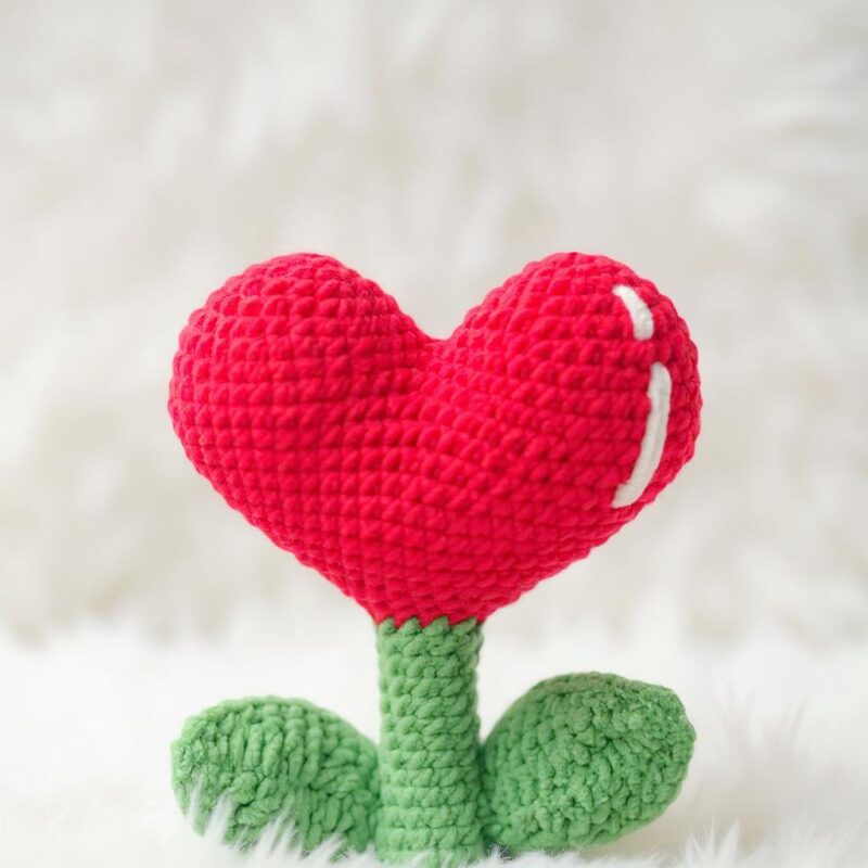 Heart Plant Amigurumi Crochet Pattern - Adorable DIY Potted Plant Decor - Instant Download PDF - Image 3