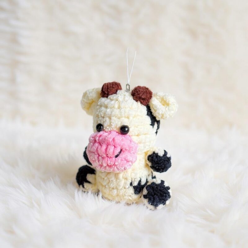 Cow Keychain Amigurumi Crochet Pattern - Adorable DIY Stuffed Animal Toy - Instant Download PDF - Image 2