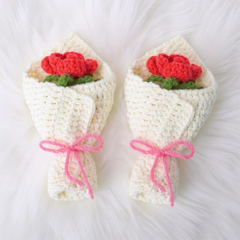 Mini Rose Bouquet Amigurumi Crochet Pattern - Charming DIY Handmade Flowers - Instant Download PDF - Image 2