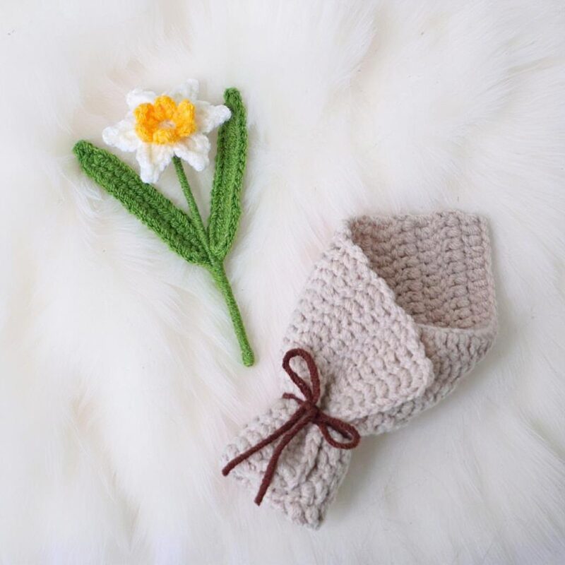 Narcissus Bouquet Crochet Pattern - Realistic DIY Flowers - Handmade Home Decor - Instant Download PDF - Image 3