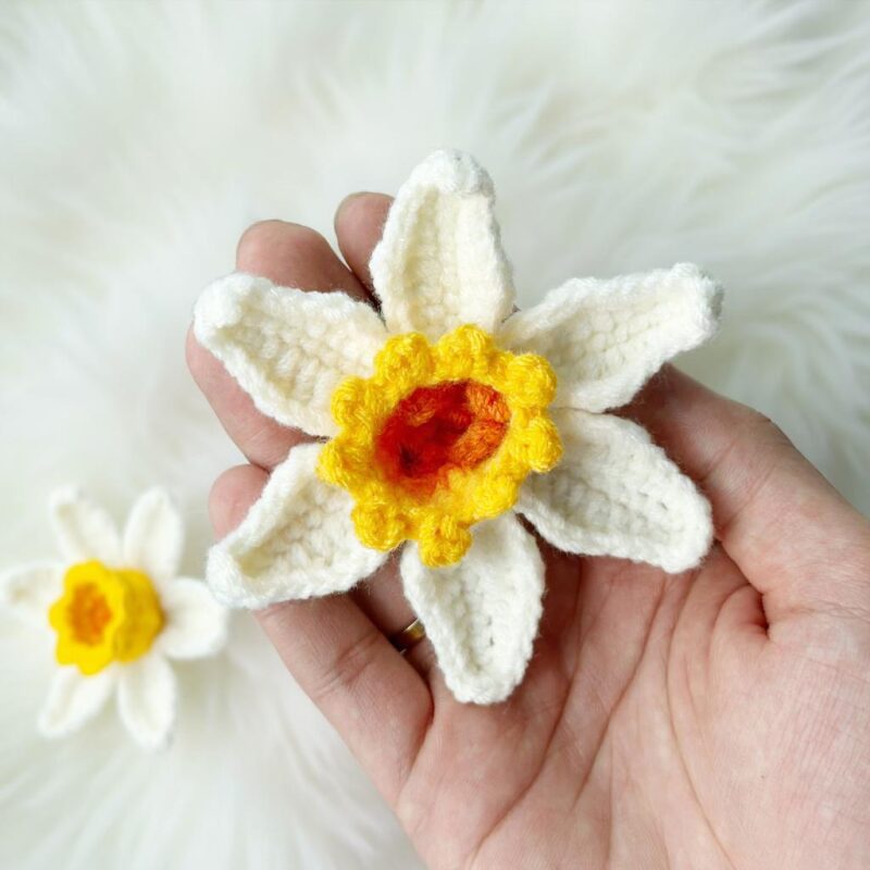 Narcissus Flower Amigurumi Crochet Pattern - Beautiful DIY Flower Decor - Instant Download PDF - Image 4