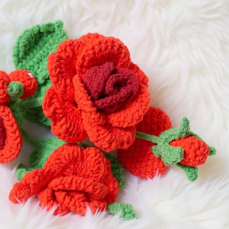 Red Rose Bouquet Amigurumi Crochet Pattern - Romantic DIY Flower Arrangement - Instant Download PDF - Image 4