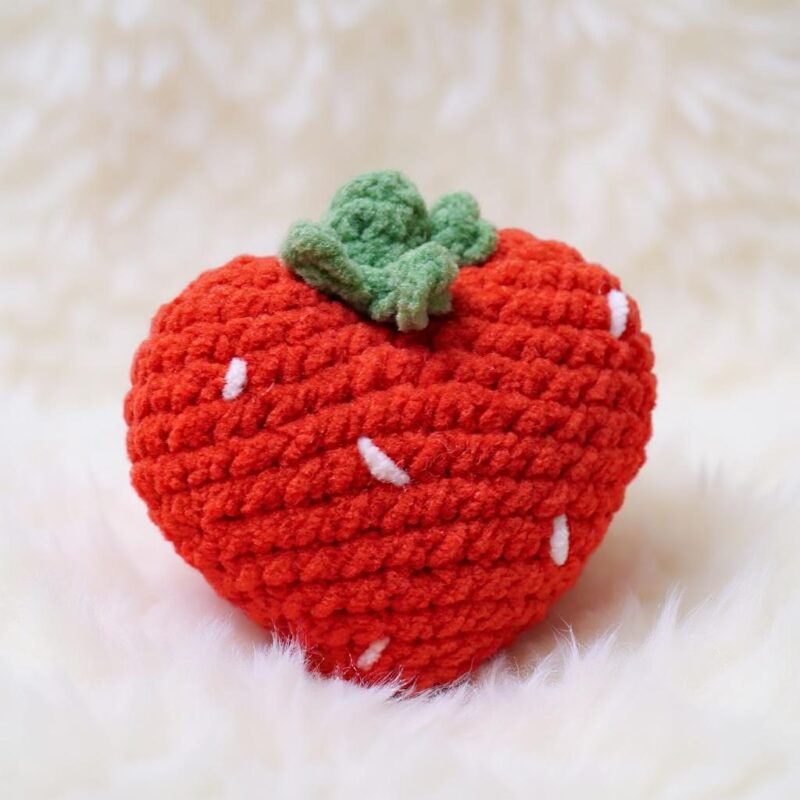 Red Rose Bouquet Amigurumi Crochet Pattern - Romantic DIY Flower Arrangement - Instant Download PDF - Image 7