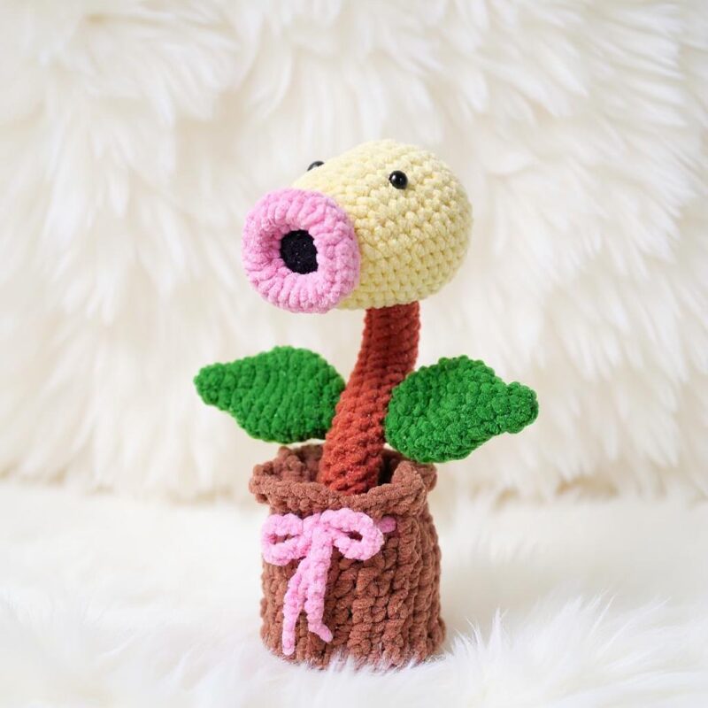 Pea Blaster Amigurumi Crochet Pattern - Adorable DIY Stuffed Plant Toy - Instant Download PDF