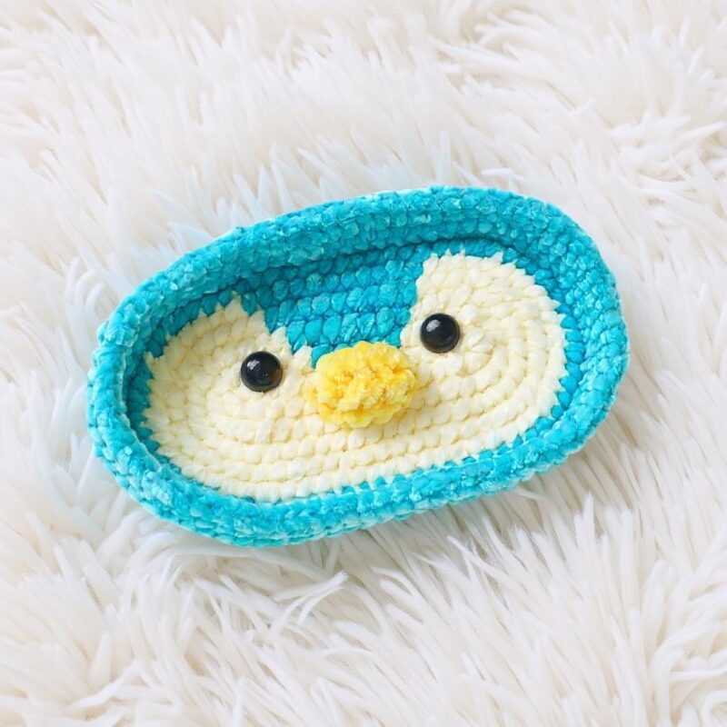 Penguin Eyeglasses Holder Amigurumi Crochet Pattern - Adorable DIY Desk Accessory - Instant Download PDF - Image 3