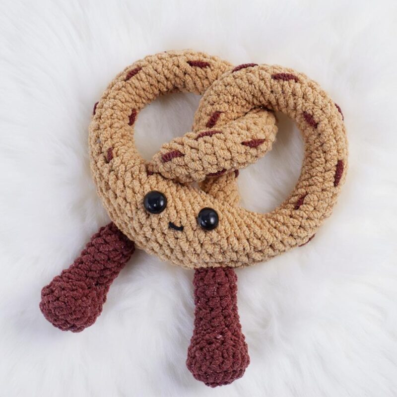 Pretzel Amigurumi Crochet Pattern - Yummy DIY Play Food - Instant Download PDF - Image 2