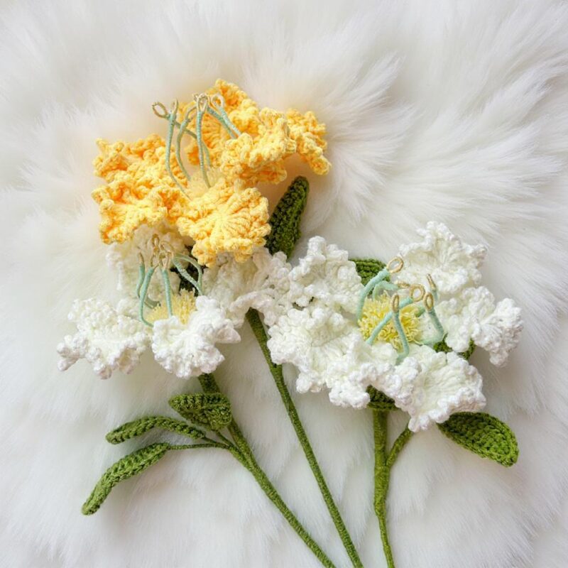 Rose Bouquet Amigurumi Crochet Pattern - Beautiful DIY Flower Decor - Instant Download PDF