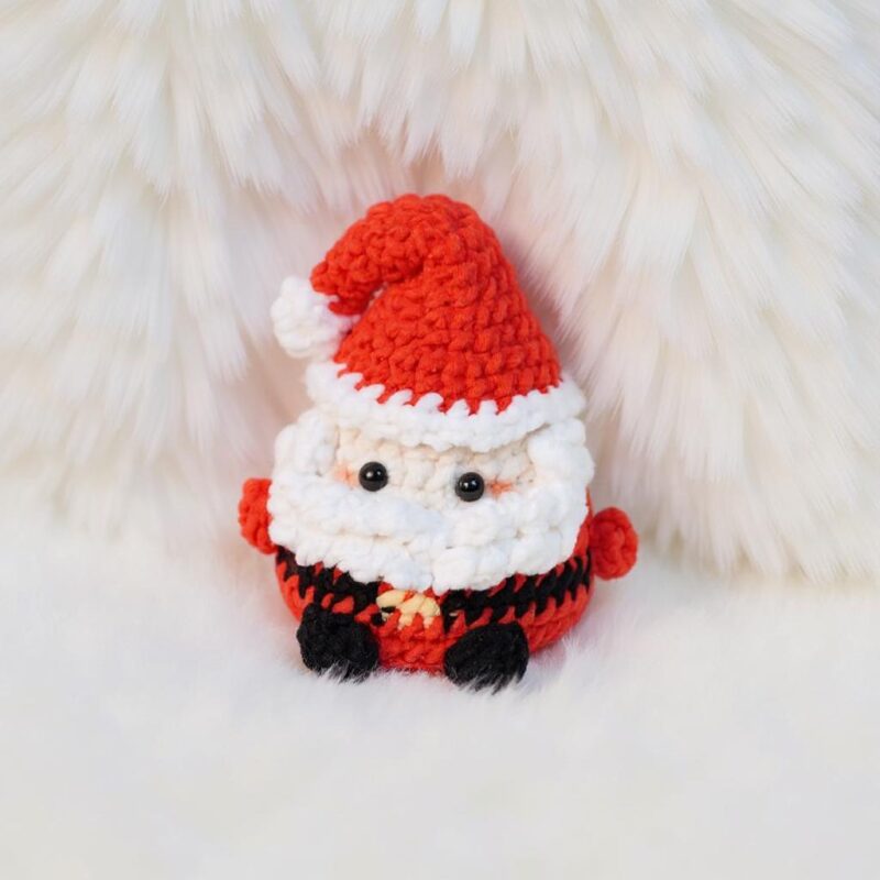 Swinging Santa Amigurumi Crochet Pattern - Festive DIY Car Hanging Ornament - Instant Download PDF - Image 3