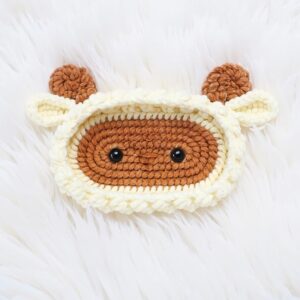 Sheep Eyeglasses Holder Amigurumi Crochet Pattern - Adorable DIY Spectacle Stand - Instant Download PDF