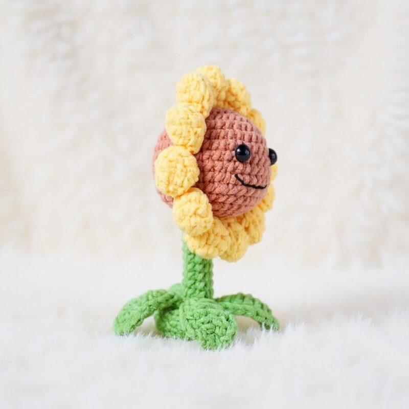 Smiley Sunflower Amigurumi Crochet Pattern - Cheerful DIY Flower Plush - Instant Download PDF - Image 3