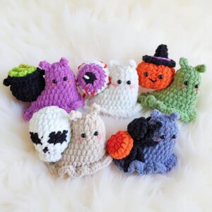 Spooky Snail Amigurumi Crochet Pattern - Whimsical DIY Stuffed Animal Toy - Instant Download PDF