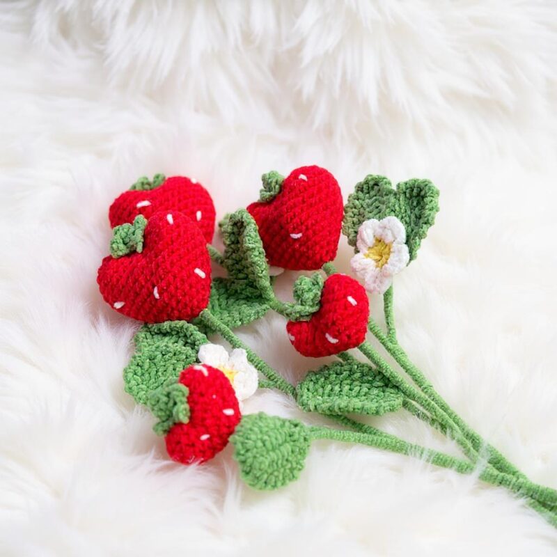 Strawberry Bouquet Amigurumi Crochet Pattern - Charming DIY Forever Flowers - Instant Download PDF