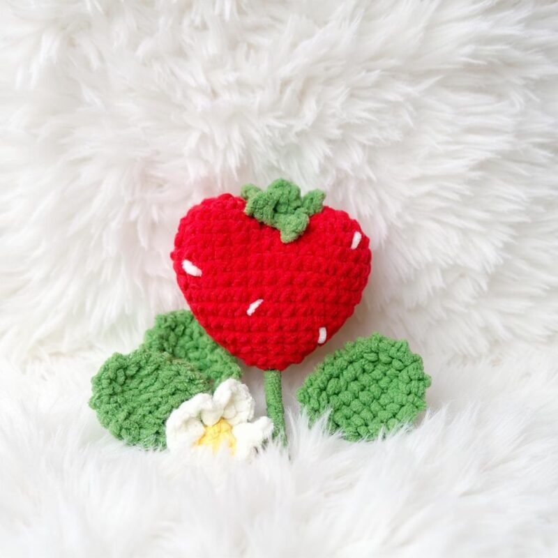 Strawberry Bouquet Amigurumi Crochet Pattern - Charming DIY Forever Flowers - Instant Download PDF - Image 4