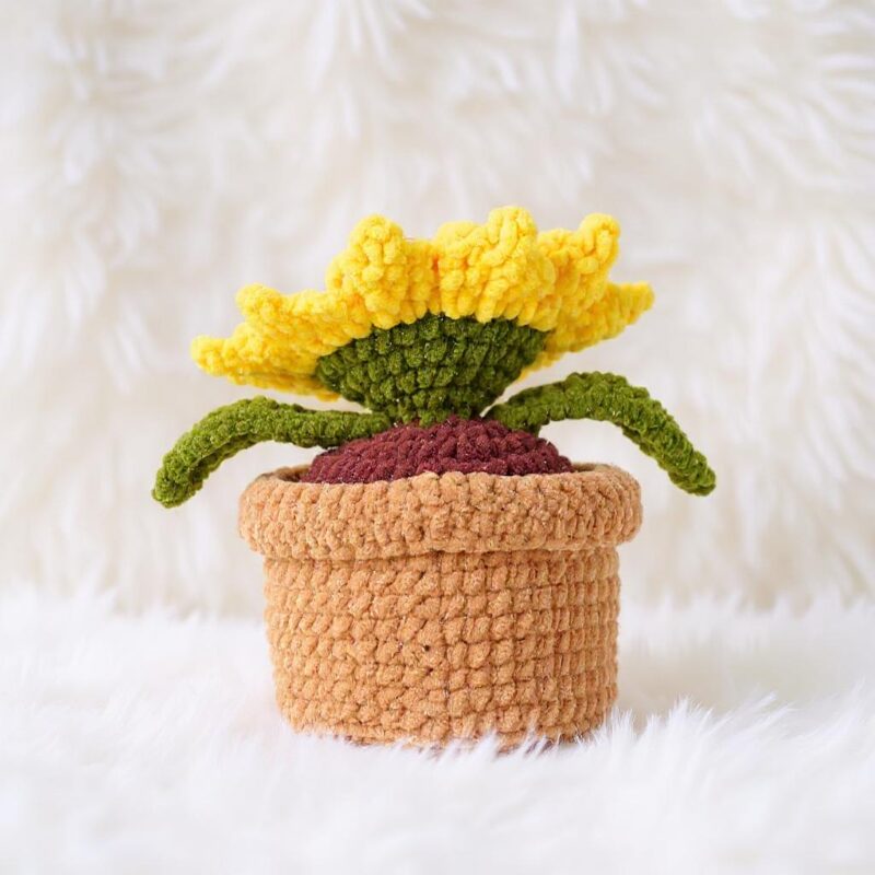 Sunflower Amigurumi Crochet Pattern - Cheerful DIY Potted Plant Decor - Instant Download PDF - Image 3