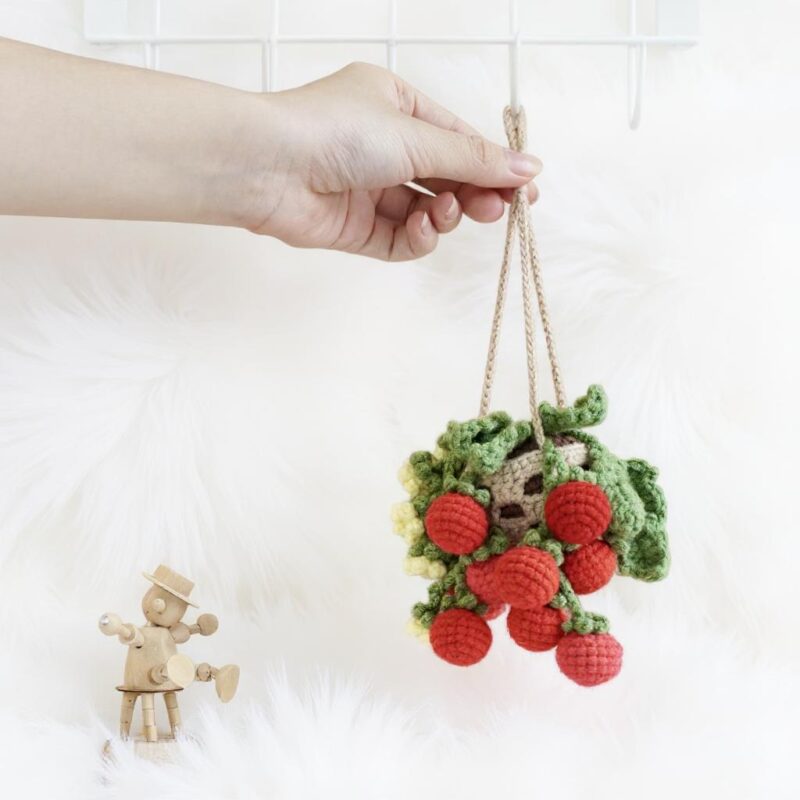 Tomato Basket Amigurumi Crochet Pattern - Charming DIY Play Food Set - Instant Download PDF - Image 2