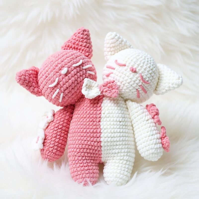 Valentine Hugging Cats Amigurumi Crochet Pattern - Adorable DIY Stuffed Animal Toy - Instant Download PDF