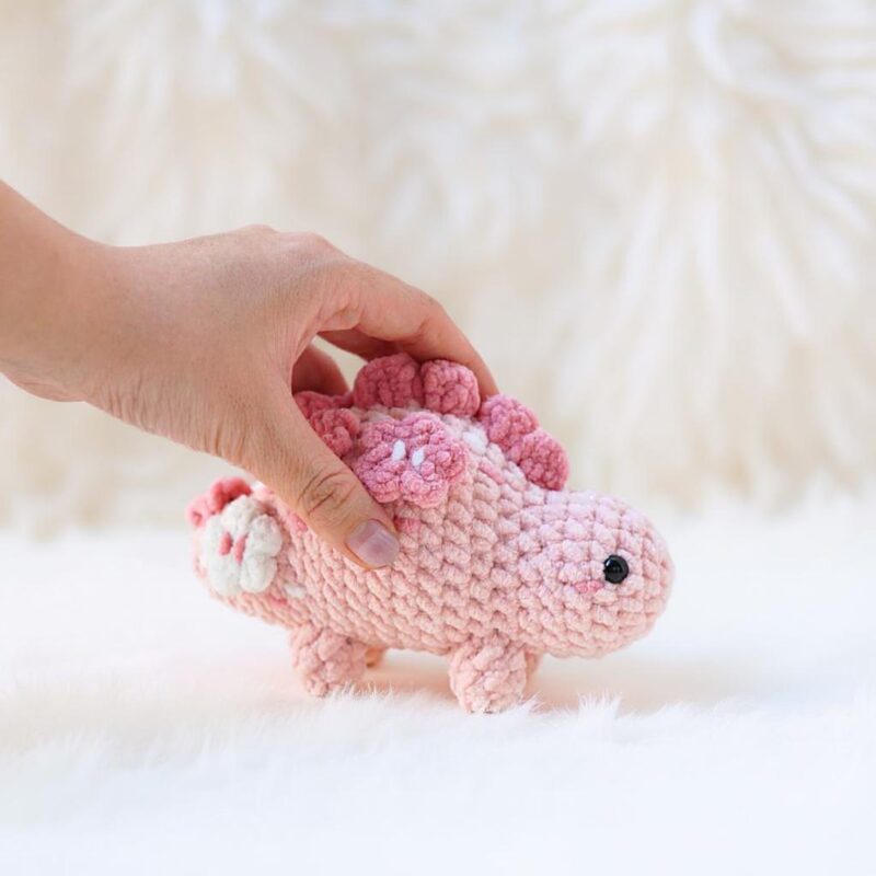 Valentine Stegosaurus Amigurumi Crochet Pattern - Adorable DIY Stuffed Animal Toy - Instant Download PDF - Image 3