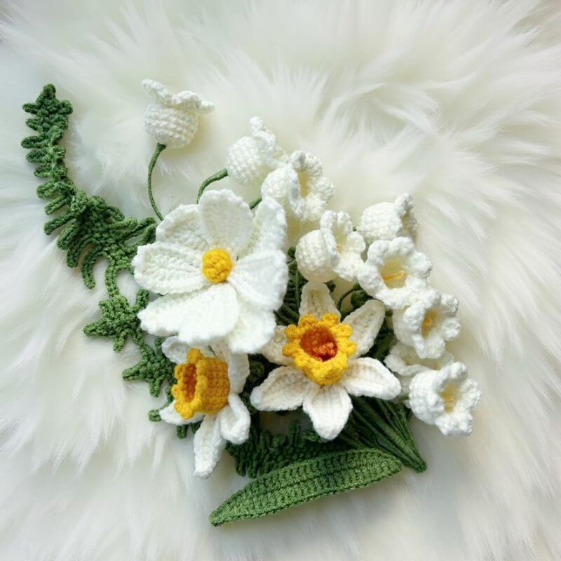 Daffodil Bouquet Amigurumi Crochet Pattern - Beautiful DIY Handmade Flower Decor - Instant Download PDF - Image 2