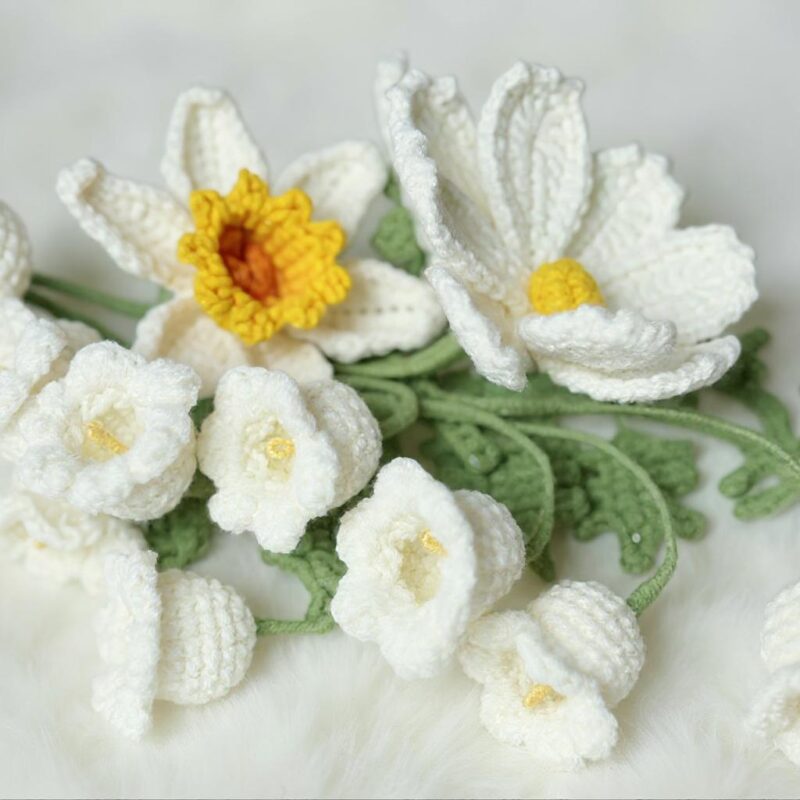 Daffodil Bouquet Amigurumi Crochet Pattern - Beautiful DIY Handmade Flower Decor - Instant Download PDF - Image 4